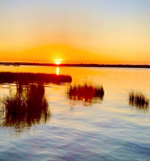 a_ver_age OnlyFans - Free Access to 32 Videos & 49 Photos Onlyfans Free Access