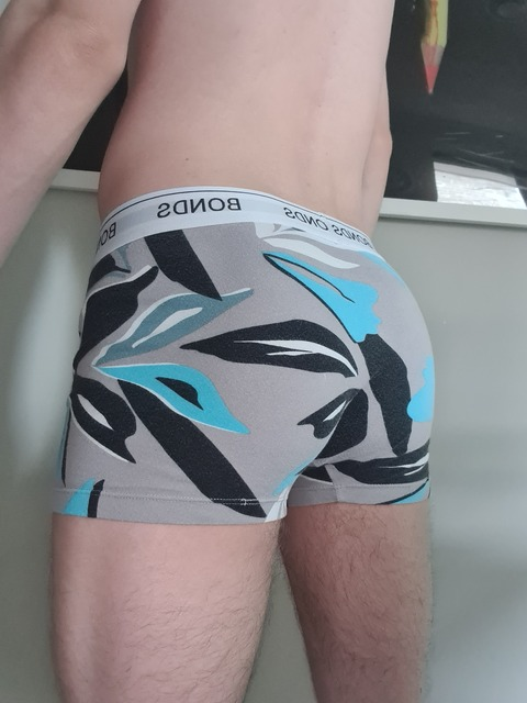 aaron_11 OnlyFans - Free Access to 65 Videos & 694 Photos Onlyfans Free Access