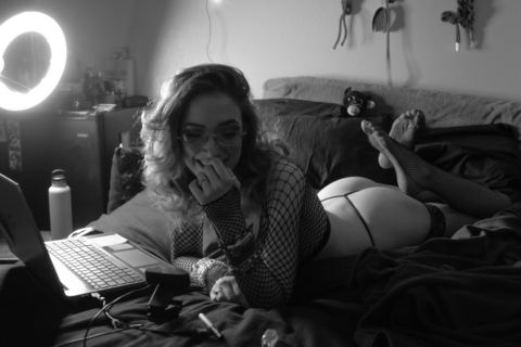 abyssbun OnlyFans - Free Access to 91 Videos & 930 Photos Onlyfans Free Access