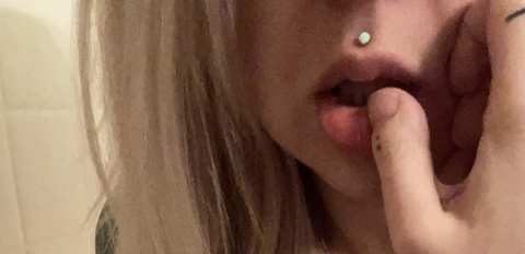 acoalminecanary OnlyFans - Free Access to 32 Videos & 49 Photos Onlyfans Free Access