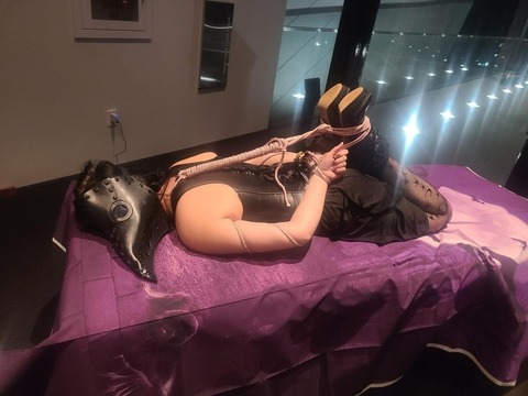 adelaidebraune OnlyFans - Free Access to 32 Videos & 49 Photos Onlyfans Free Access