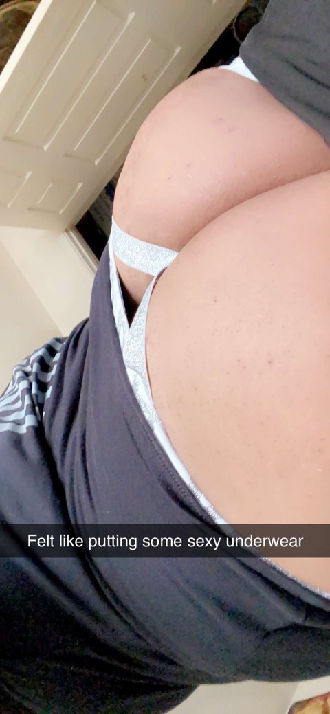 adrian27 OnlyFans - Free Access to 32 Videos & 49 Photos Onlyfans Free Access