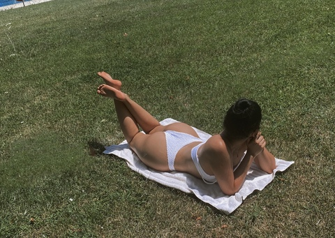 alessiah OnlyFans - Free Access to 32 Videos & 49 Photos Onlyfans Free Access