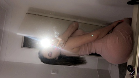 alieca01 OnlyFans - Free Access to 32 Videos & 49 Photos Onlyfans Free Access