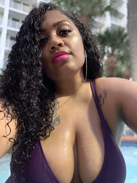 alleyesondee OnlyFans - Free Access to 32 Videos & 49 Photos Onlyfans Free Access