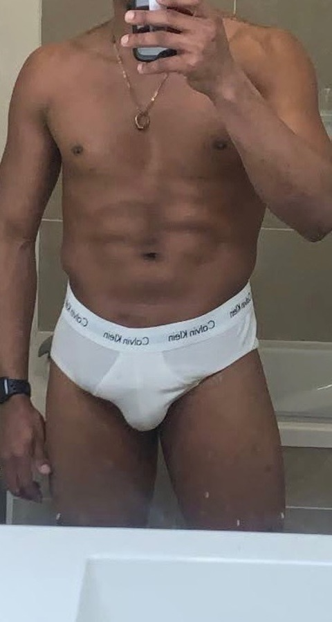 alvarezr1995 OnlyFans - Free Access to 32 Videos & 49 Photos Onlyfans Free Access