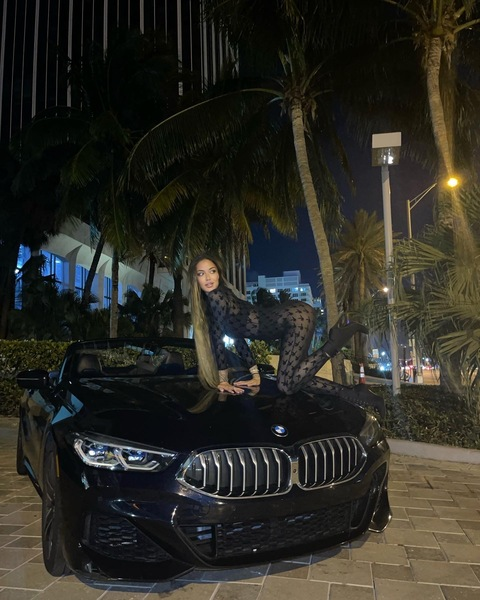 amalechka OnlyFans - Free Access to 32 Videos & 49 Photos Onlyfans Free Access