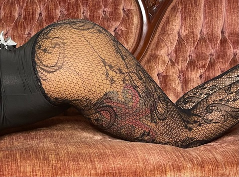 amethystmeadow OnlyFans - Free Access to 32 Videos & 49 Photos Onlyfans Free Access