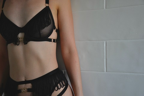 amosclaire OnlyFans - Free Access to 41 Videos & 69 Photos Onlyfans Free Access