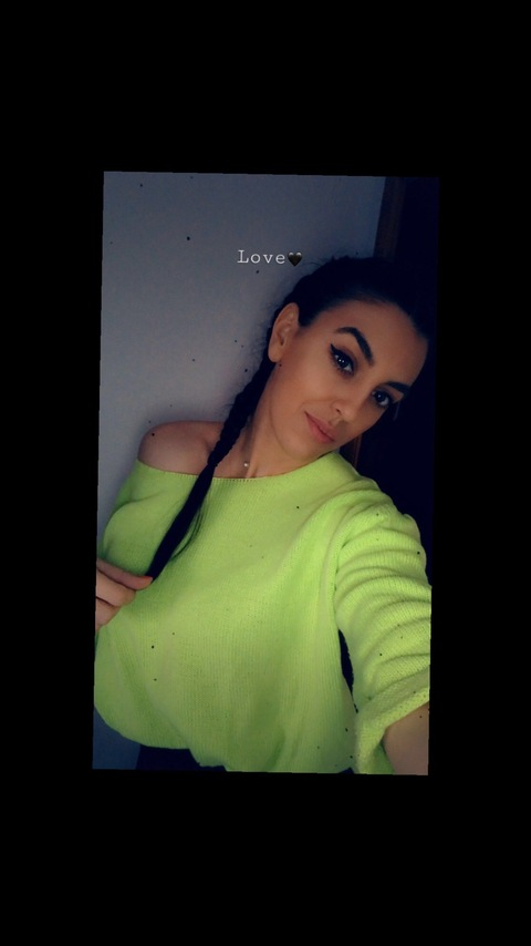 andreea.d OnlyFans - Free Access to 32 Videos & 49 Photos Onlyfans Free Access