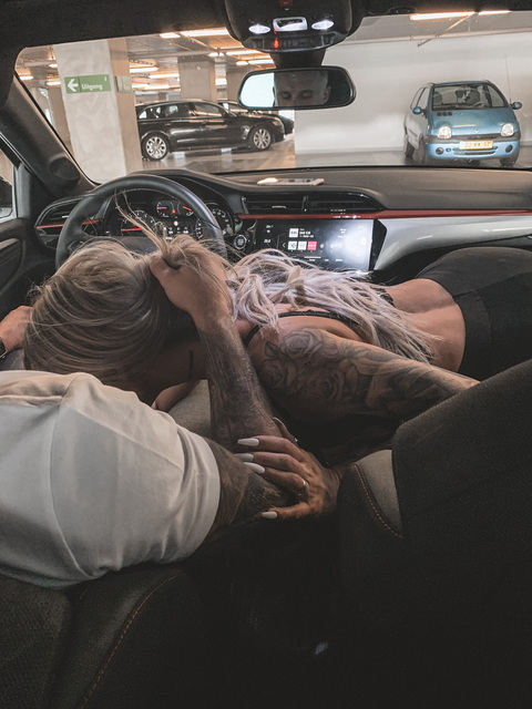 andzella0909 OnlyFans - Free Access to 32 Videos & 49 Photos Onlyfans Free Access