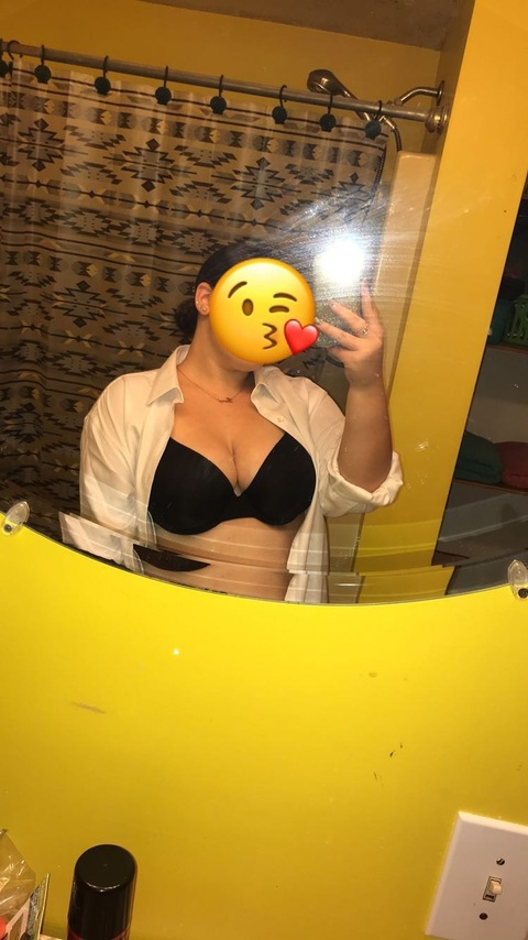 angieluv12 OnlyFans - Free Access to 32 Videos & 49 Photos Onlyfans Free Access