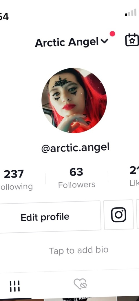 arctic0.0angel OnlyFans - Free Access to 32 Videos & 49 Photos Onlyfans Free Access