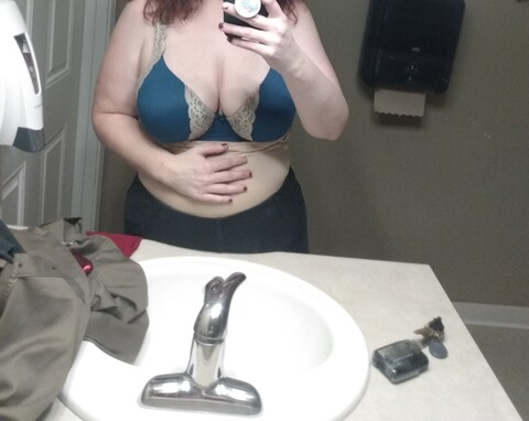 ashleynicole2839 OnlyFans - Free Access to 67 Videos & 104 Photos Onlyfans Free Access