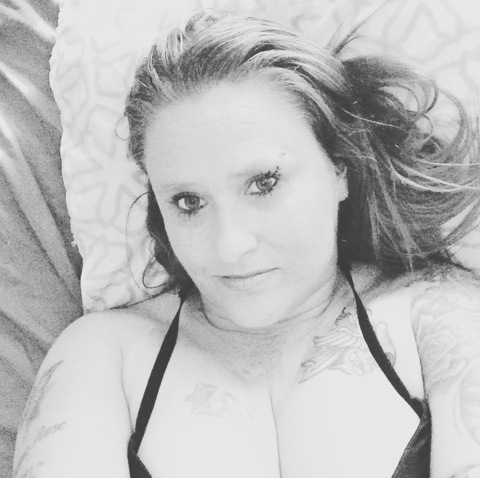 aussiegirl46 OnlyFans - Free Access to 32 Videos & 49 Photos Onlyfans Free Access