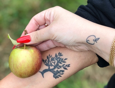 averagelover OnlyFans - Free Access to 32 Videos & 49 Photos Onlyfans Free Access