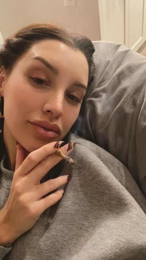 babbettenoir OnlyFans - Free Access to 32 Videos & 49 Photos Onlyfans Free Access