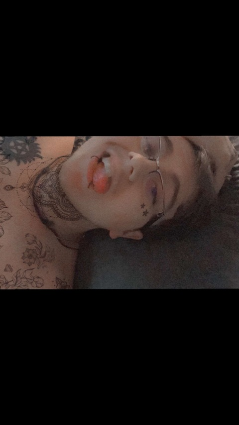 babblair OnlyFans - Free Access to 32 Videos & 49 Photos Onlyfans Free Access