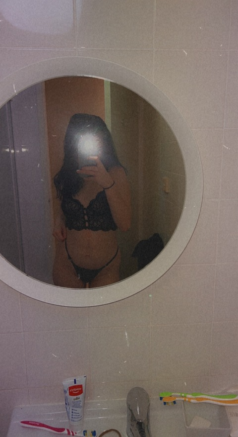 baby_girlzx OnlyFans - Free Access to 32 Videos & 49 Photos Onlyfans Free Access