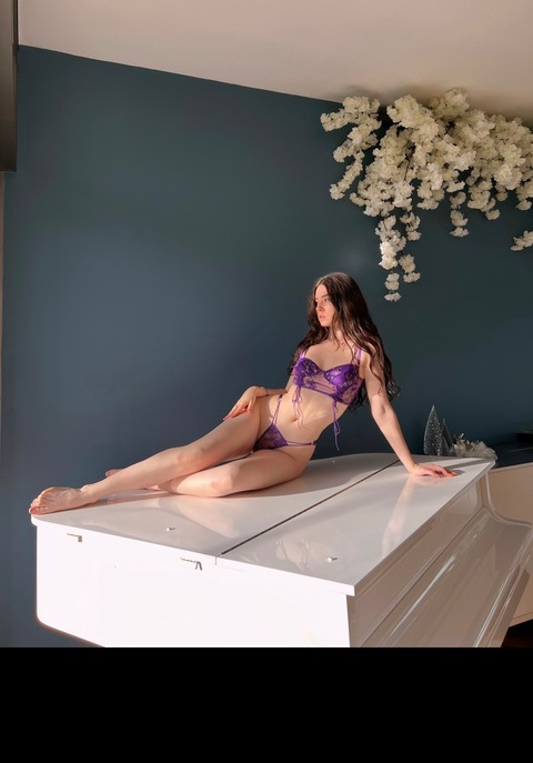 baby_helen OnlyFans - Free Access to 32 Videos & 166 Photos Onlyfans Free Access
