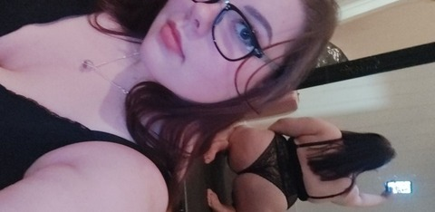 babygirlchrissy98 OnlyFans - Free Access to 32 Videos & 49 Photos Onlyfans Free Access