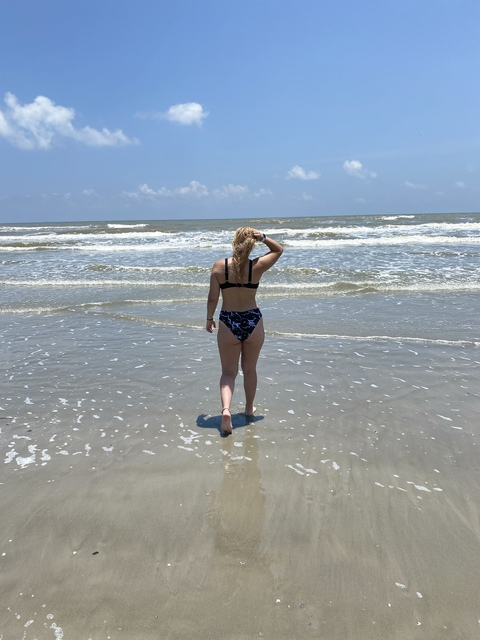 baddblondie27 OnlyFans - Free Access to 32 Videos & 49 Photos Onlyfans Free Access
