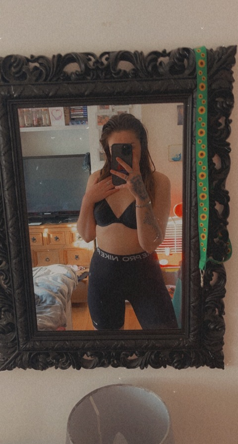 bethbongo OnlyFans - Free Access to 32 Videos & 49 Photos Onlyfans Free Access