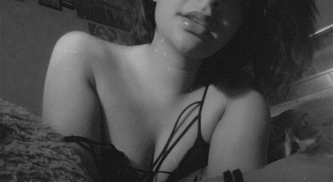 bhabie_andie OnlyFans - Free Access to 32 Videos & 49 Photos Onlyfans Free Access