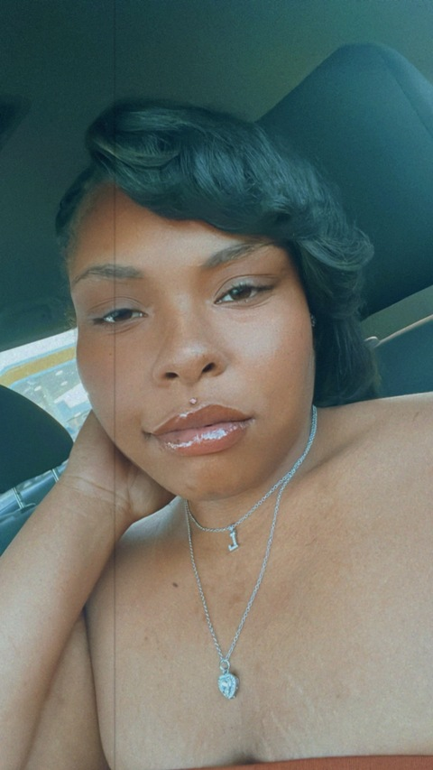 bigbootytaht OnlyFans - Free Access to 32 Videos & 49 Photos Onlyfans Free Access