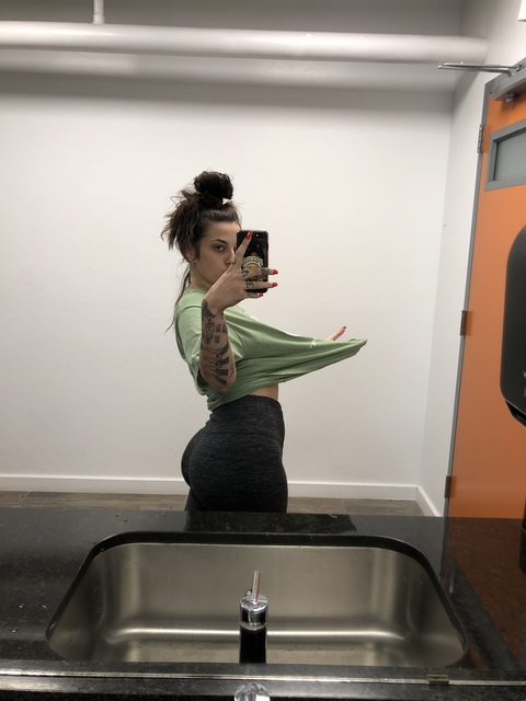 bigddestanie OnlyFans - Free Access to 32 Videos & 87 Photos Onlyfans Free Access