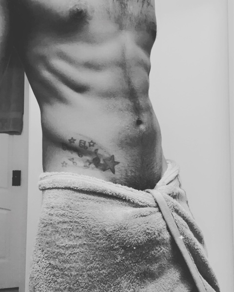 bigdickbartender OnlyFans - Free Access to 48 Videos & 49 Photos Onlyfans Free Access