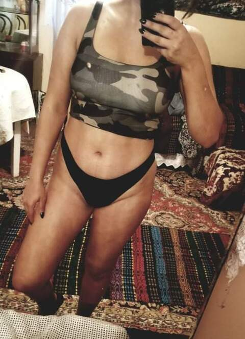 bina_paula OnlyFans - Free Access to 32 Videos & 49 Photos Onlyfans Free Access