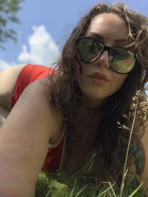 birdtownbombshell OnlyFans - Free Access to 32 Videos & 49 Photos Onlyfans Free Access