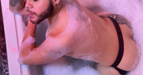 bitesizedpapi OnlyFans - Free Access to 32 Videos & 49 Photos Onlyfans Free Access