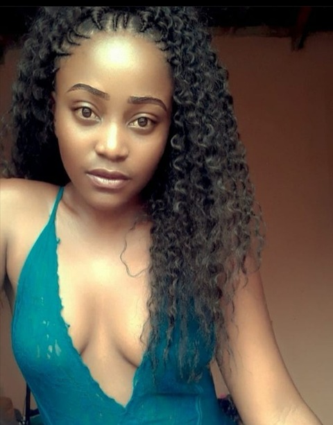 black_cinderella OnlyFans - Free Access to 32 Videos & 49 Photos Onlyfans Free Access