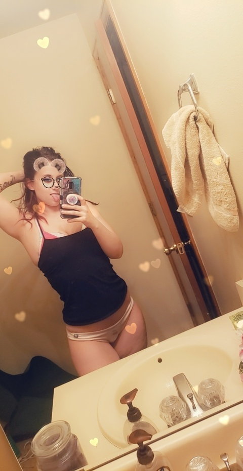 blackwidowbarbie OnlyFans - Free Access to 32 Videos & 97 Photos Onlyfans Free Access