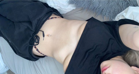 blonde_inde_babe OnlyFans - Free Access to 32 Videos & 49 Photos Onlyfans Free Access