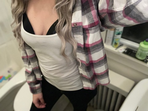 blondemama12 OnlyFans - Free Access to 32 Videos & 49 Photos Onlyfans Free Access