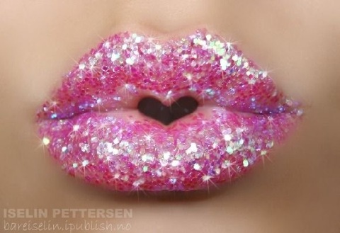 blueemoonn OnlyFans - Free Access to 32 Videos & 70 Photos Onlyfans Free Access