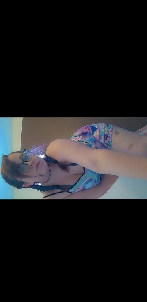 brattybitch98 OnlyFans - Free Access to 62 Videos & 298 Photos Onlyfans Free Access