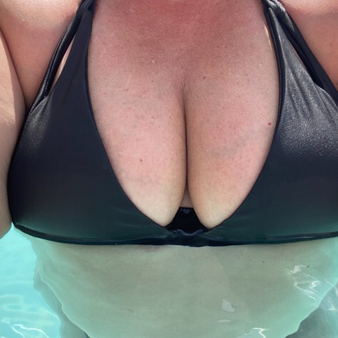 browneyedcurvygirl OnlyFans - Free Access to 32 Videos & 115 Photos Onlyfans Free Access