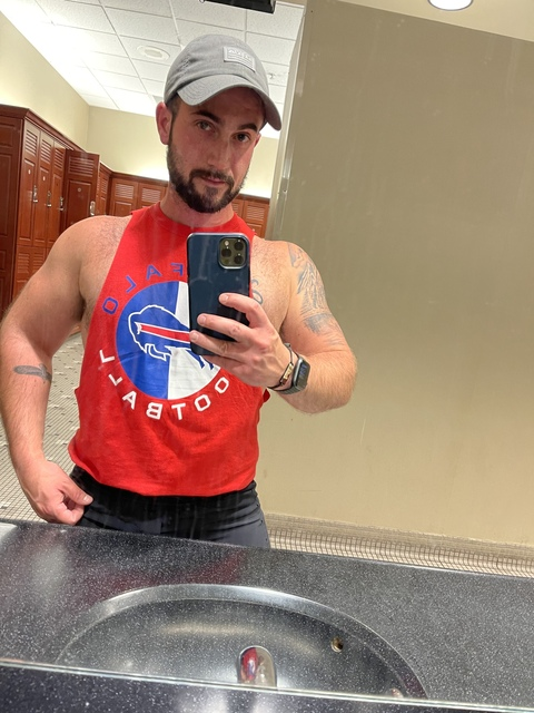 buffalogay OnlyFans - Free Access to 32 Videos & 49 Photos Onlyfans Free Access