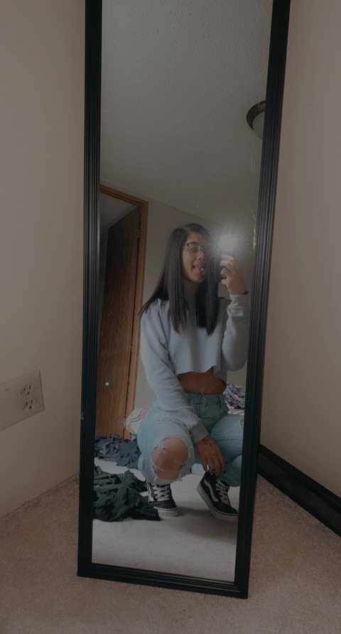 butterfly1218 OnlyFans - Free Access to 32 Videos & 49 Photos Onlyfans Free Access