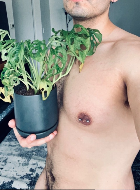 caliuncut OnlyFans - Free Access to 38 Videos & 76 Photos Onlyfans Free Access