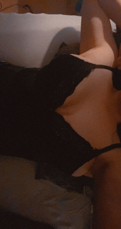 camimarielle OnlyFans - Free Access to 32 Videos & 49 Photos Onlyfans Free Access