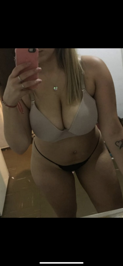 candace19 OnlyFans - Free Access to 32 Videos & 49 Photos Onlyfans Free Access