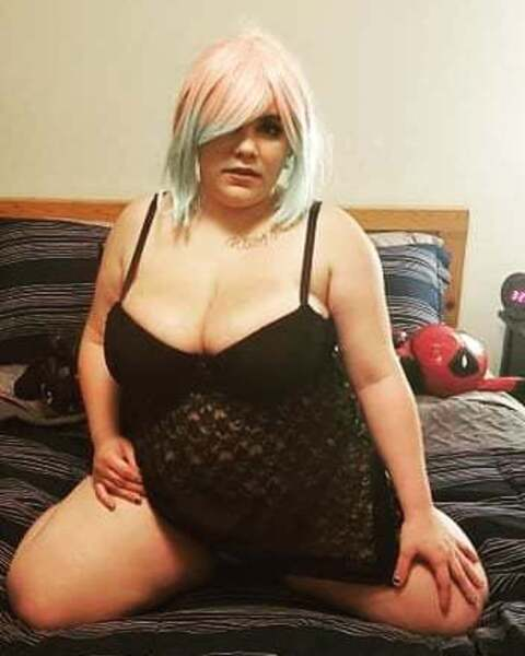 captainemmybear OnlyFans - Free Access to 78 Videos & 750 Photos Onlyfans Free Access