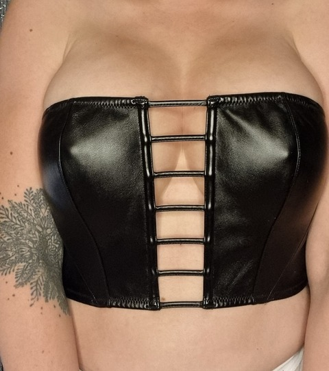 cara_wilder OnlyFans - Free Access to 80 Videos & 170 Photos Onlyfans Free Access