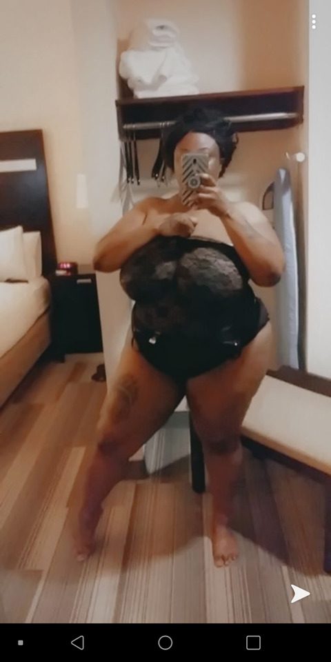 caramel_thickness OnlyFans - Free Access to 32 Videos & 49 Photos Onlyfans Free Access