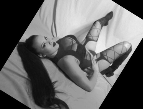 caramelitoyvos OnlyFans - Free Access to 32 Videos & 49 Photos Onlyfans Free Access